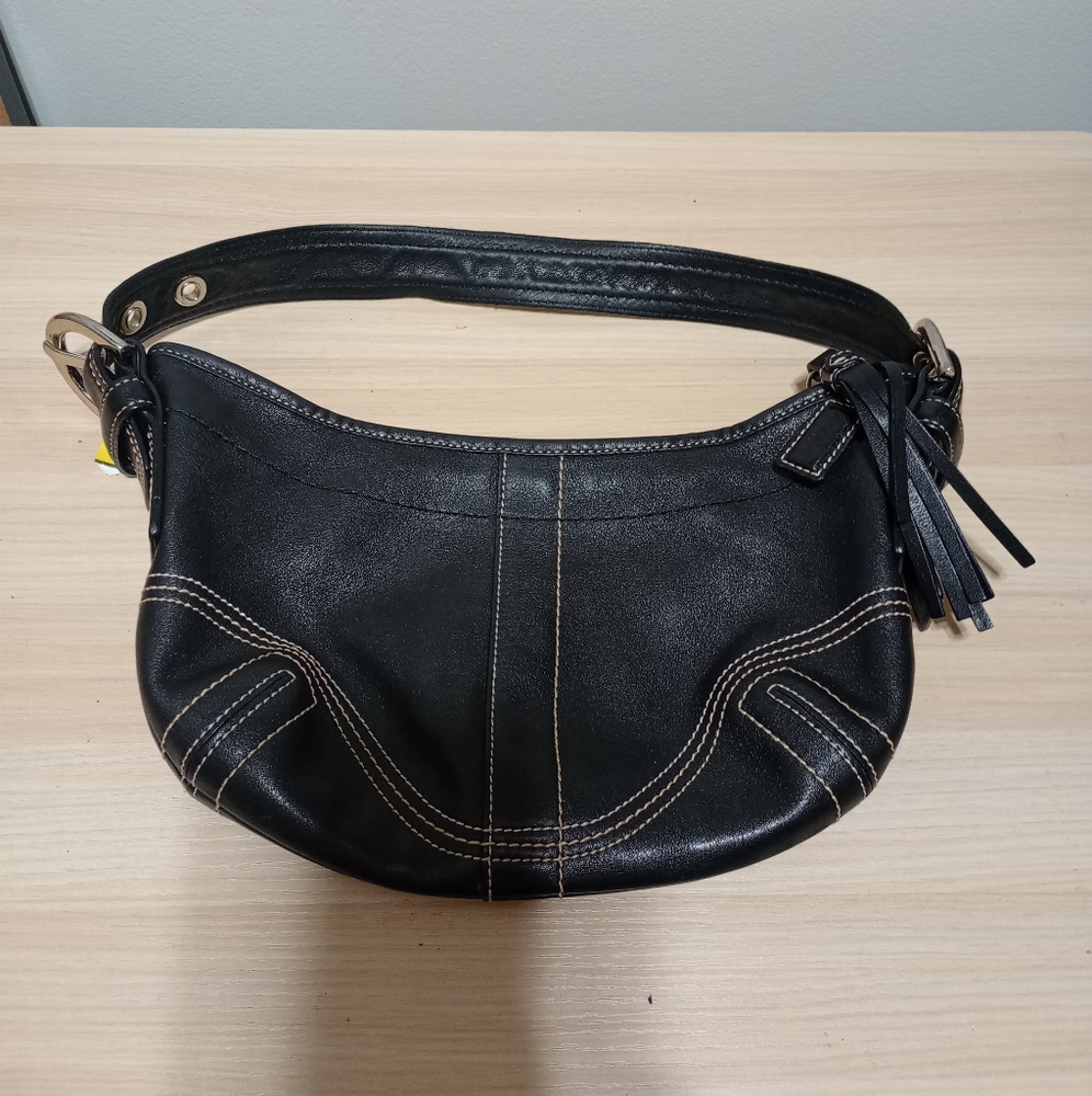 Vintage Coach- Black Leather SoHo Bag